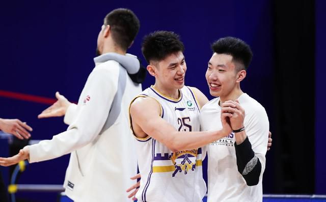 她的小情诗